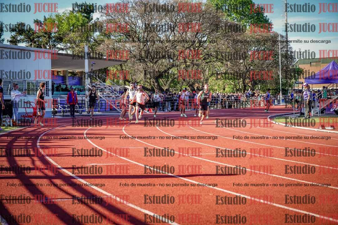 Fotos de las Postas 4x400 m de varones