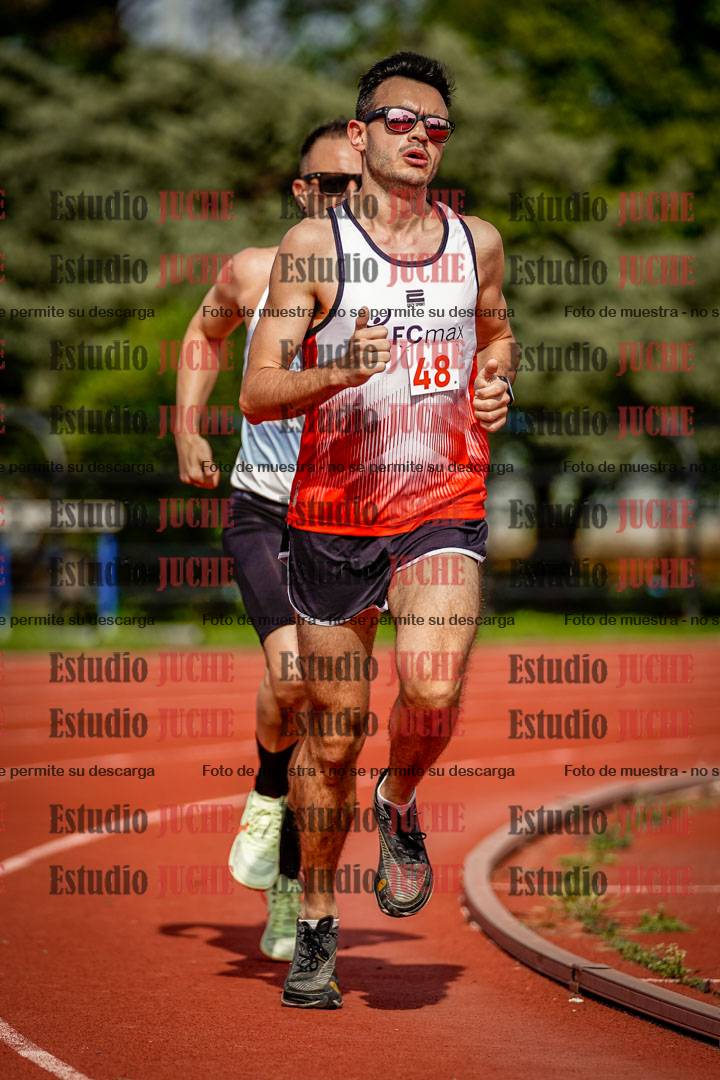 Fotos de los 3000 m llanos de varones