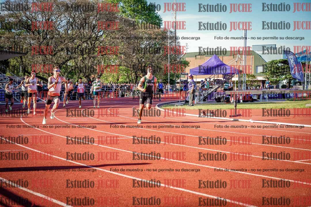 Fotos de las Postas 4x400 m de varones