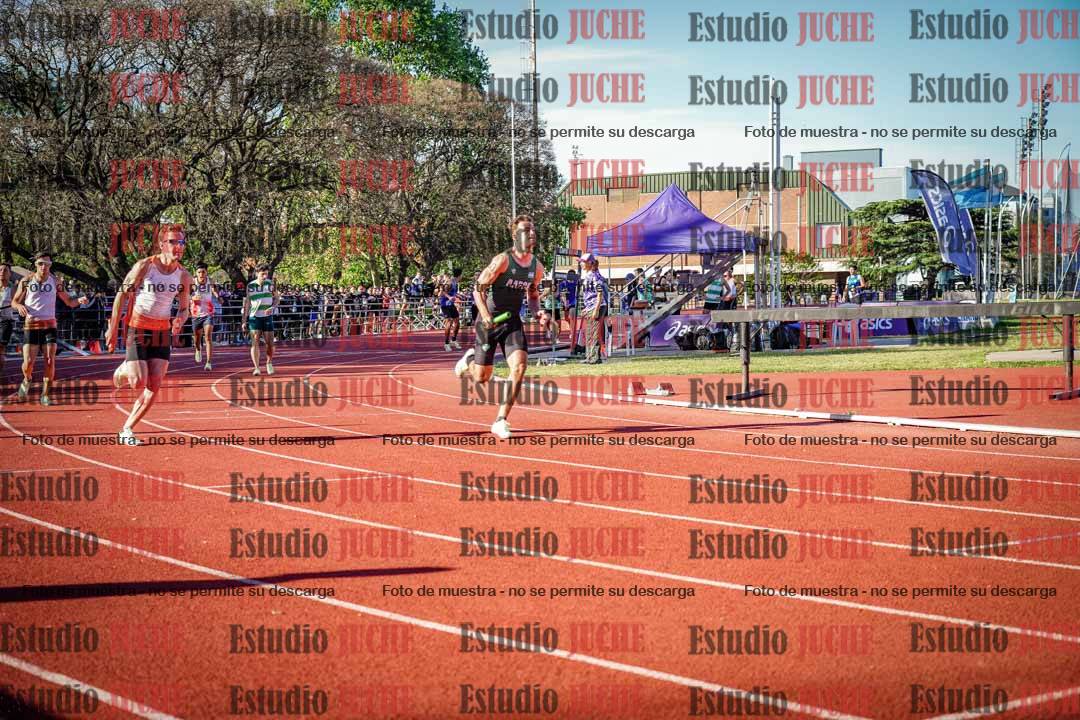 Fotos de las Postas 4x400 m de varones