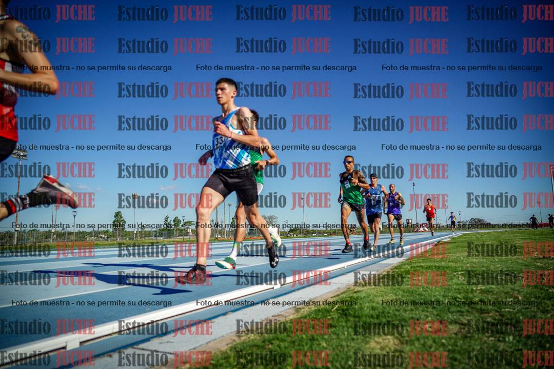 Fotos de los 3000 m llanos de varones