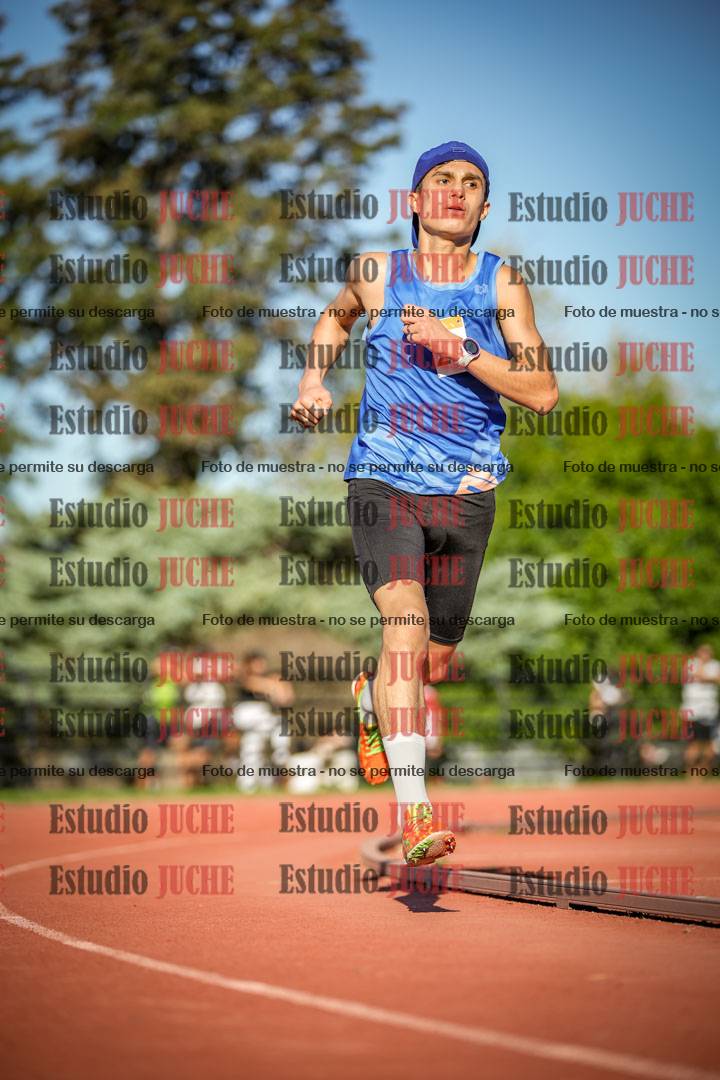 Fotos de los 3000 m llanos de varones