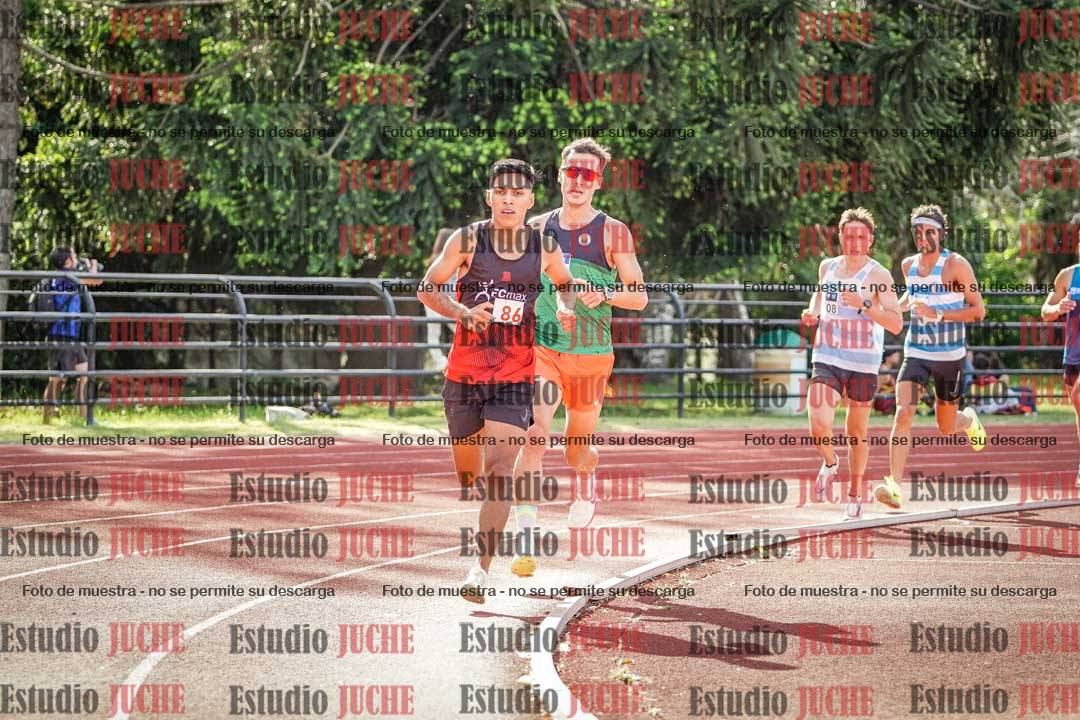 Fotos de los 3000 m llanos de varones