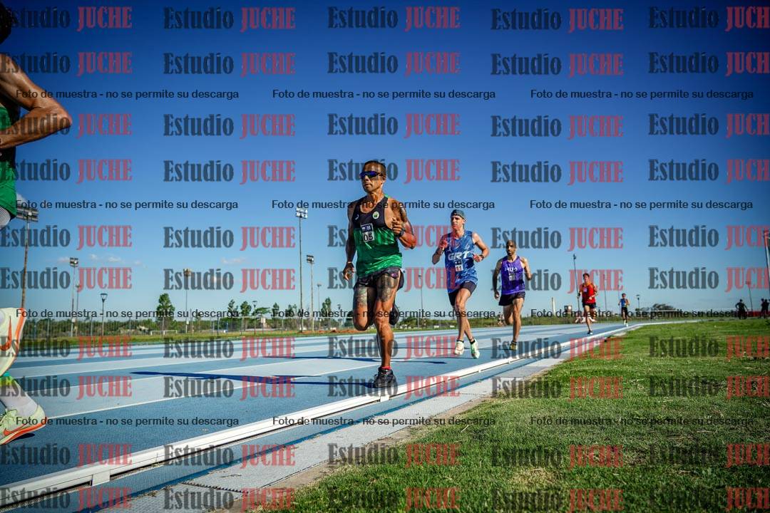 Fotos de los 3000 m llanos de varones