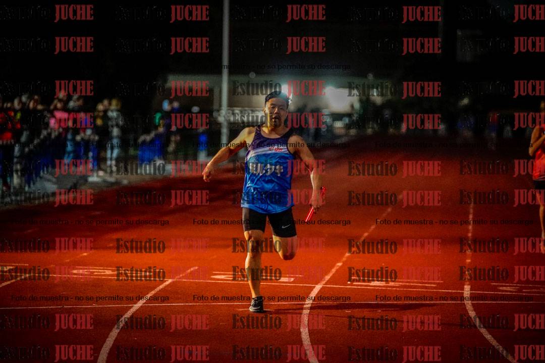 Fotos de las postas 4x100 m mixtas