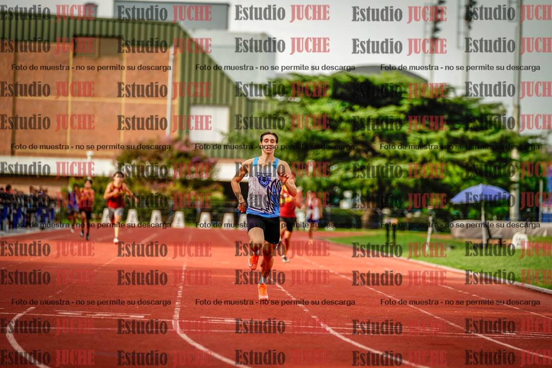 Fotos de los 400 m llanos de varones