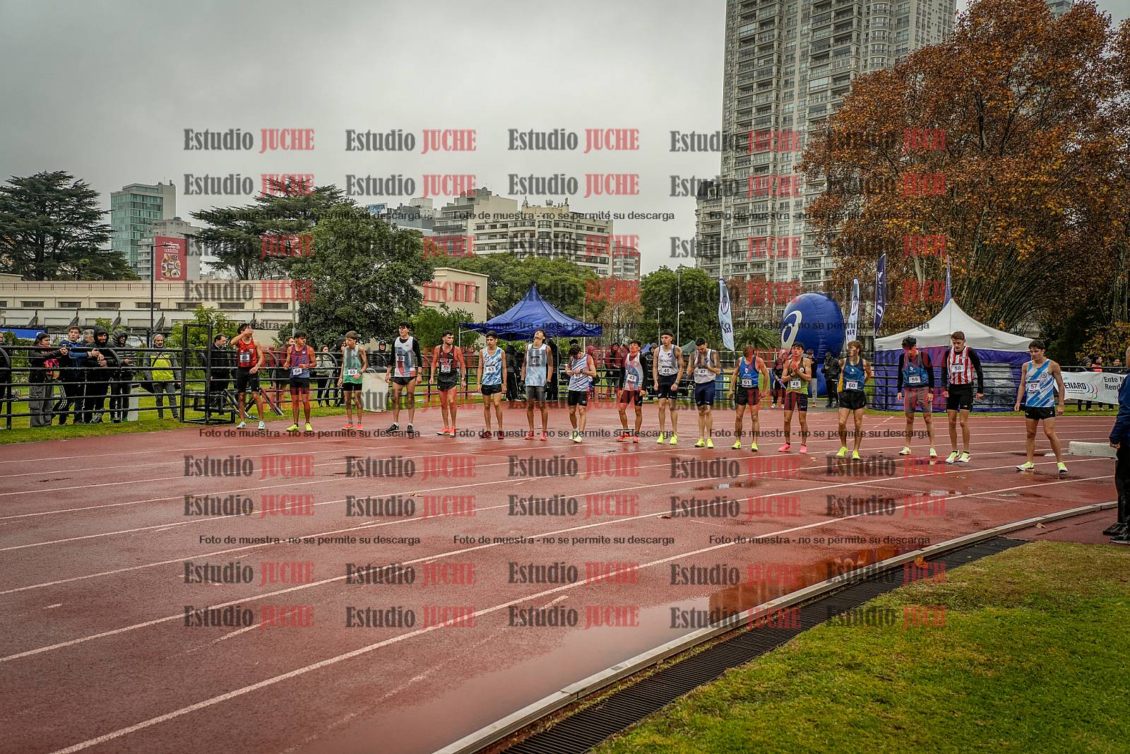 Fotos de los 1500 m llanos de varones