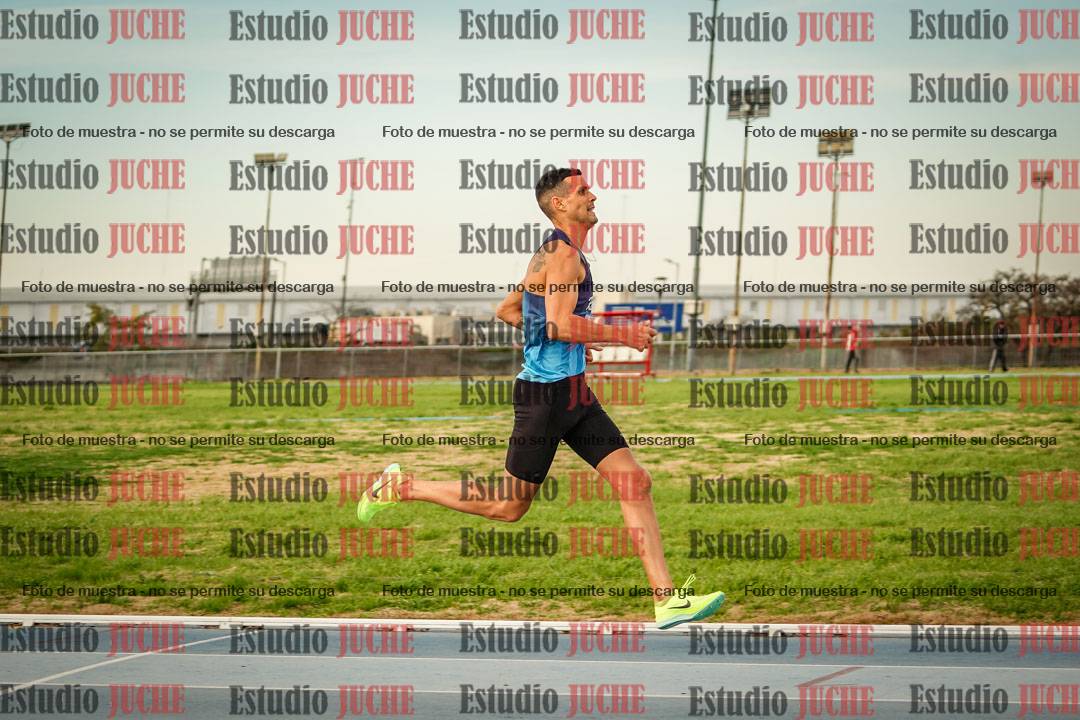 Fotos de los 1500 m llanos de varones