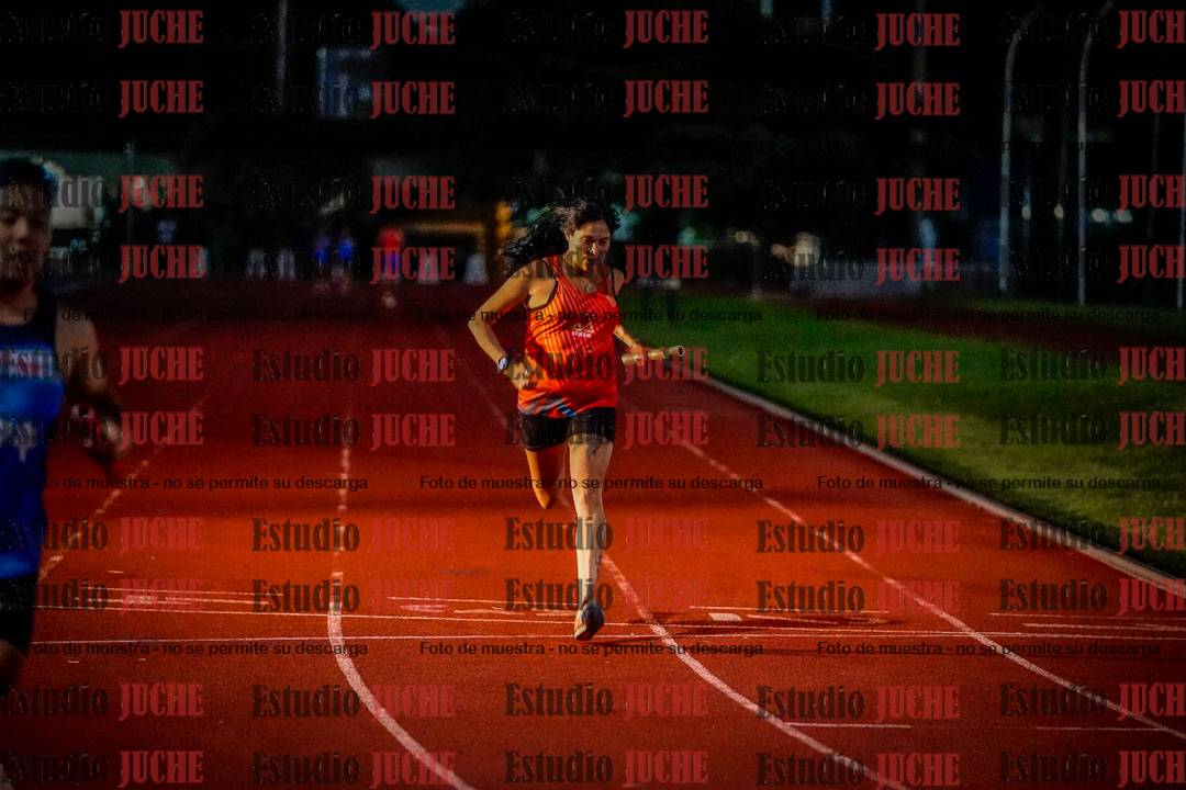 Fotos de las postas 4x100 m mixtas