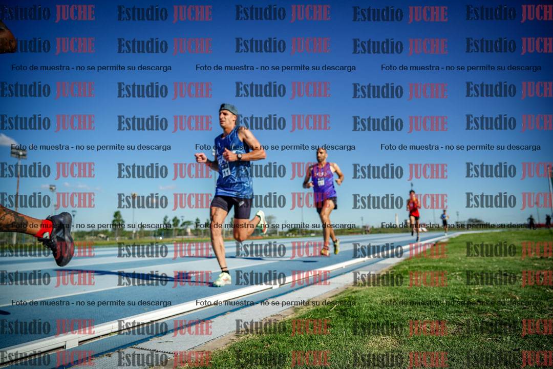 Fotos de los 3000 m llanos de varones