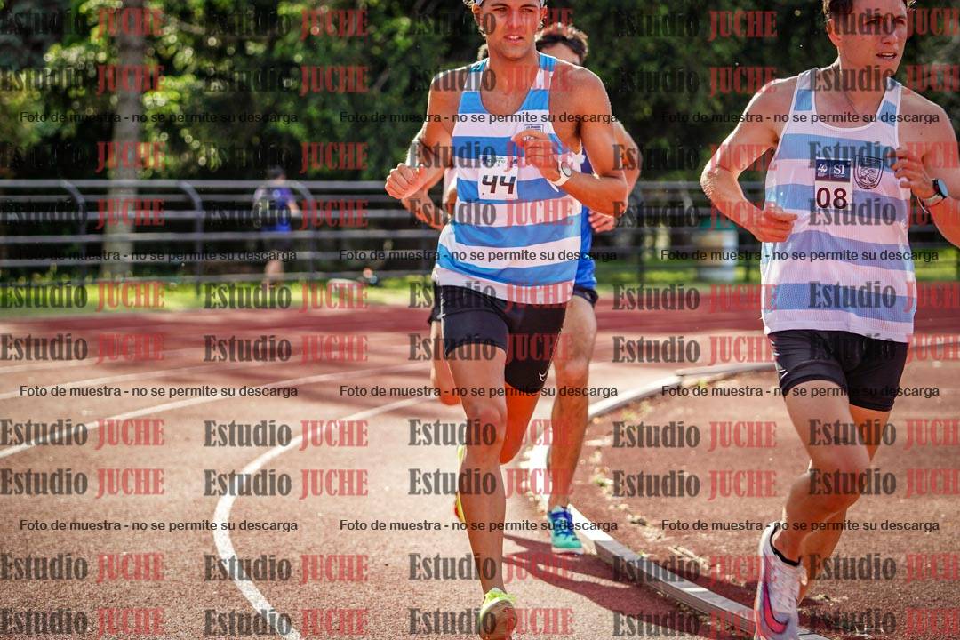 Fotos de los 3000 m llanos de varones