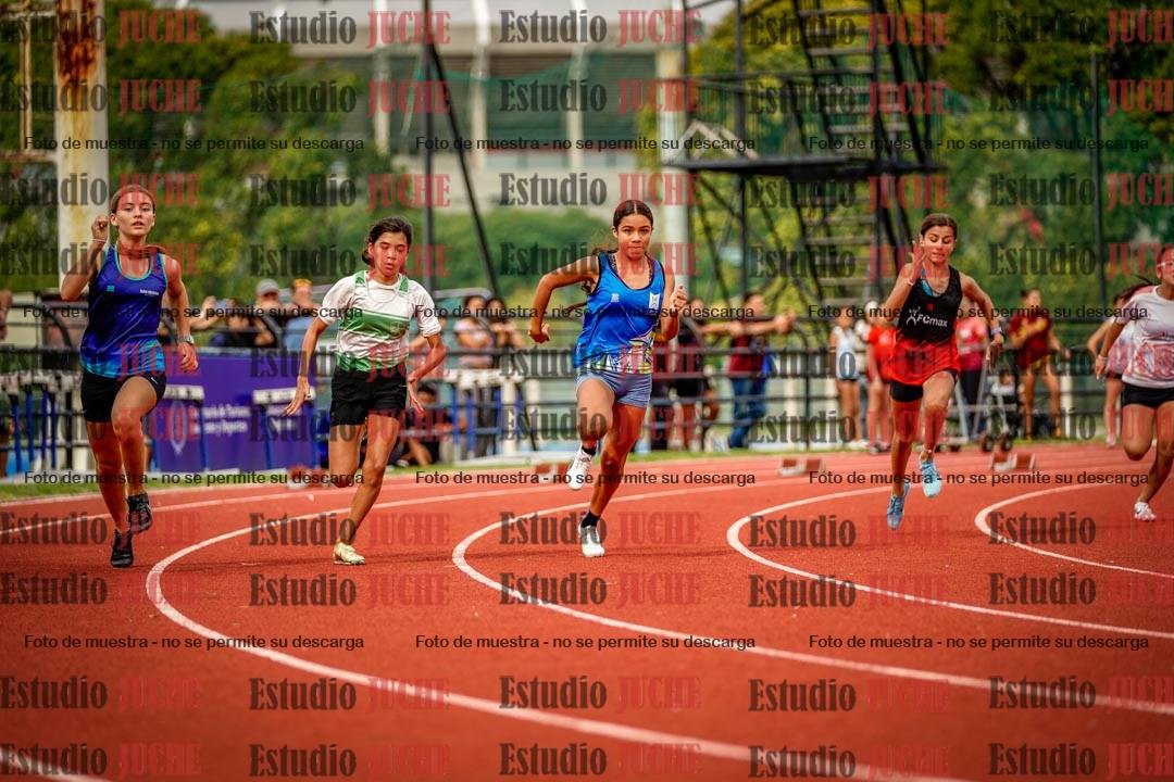 Fotos de los 150 m de mujeres