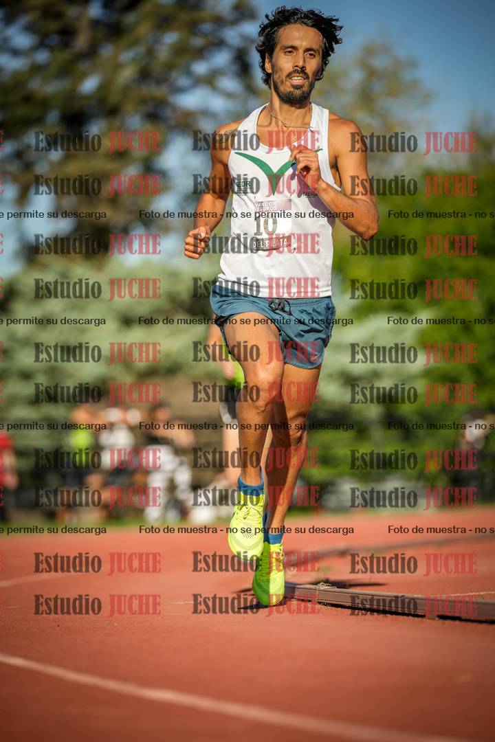 Fotos de los 3000 m llanos de varones