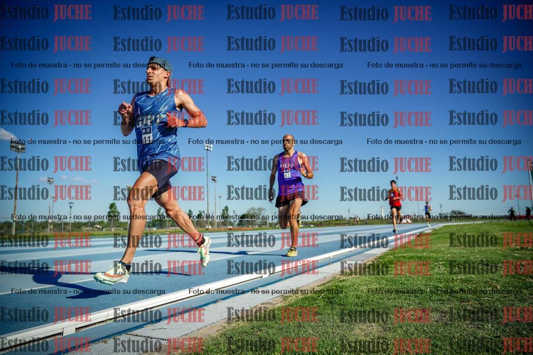 Fotos de los 3000 m llanos de varones