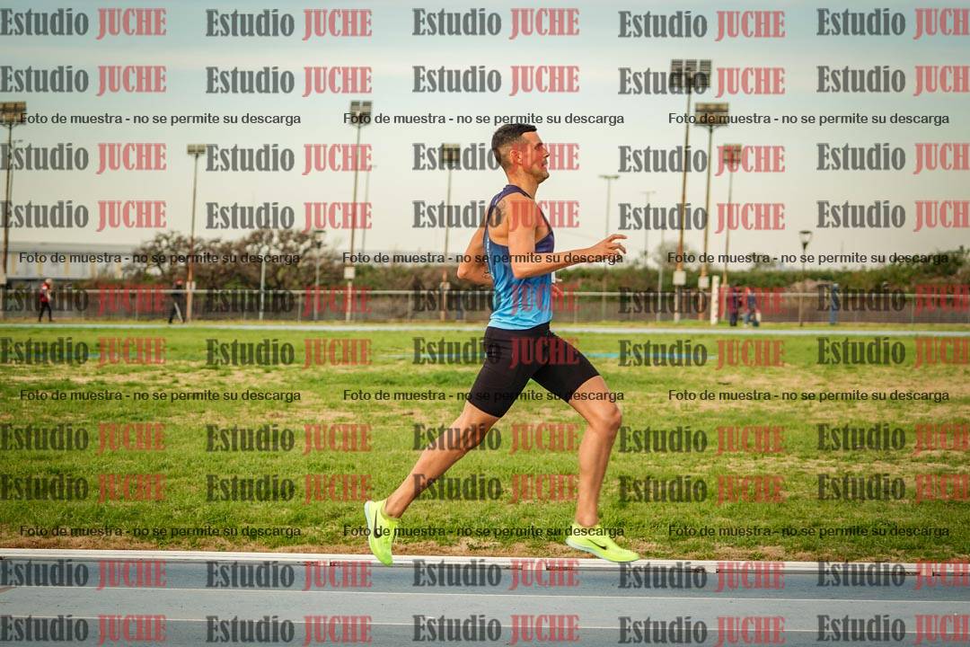 Fotos de los 1500 m llanos de varones