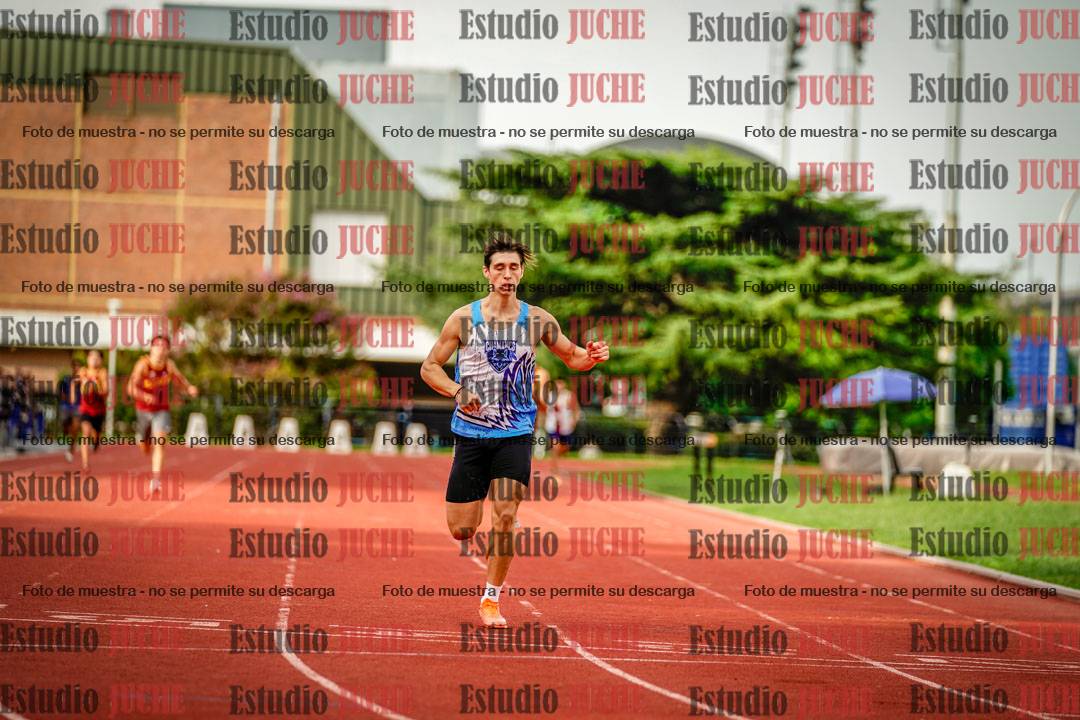 Fotos de los 400 m llanos de varones