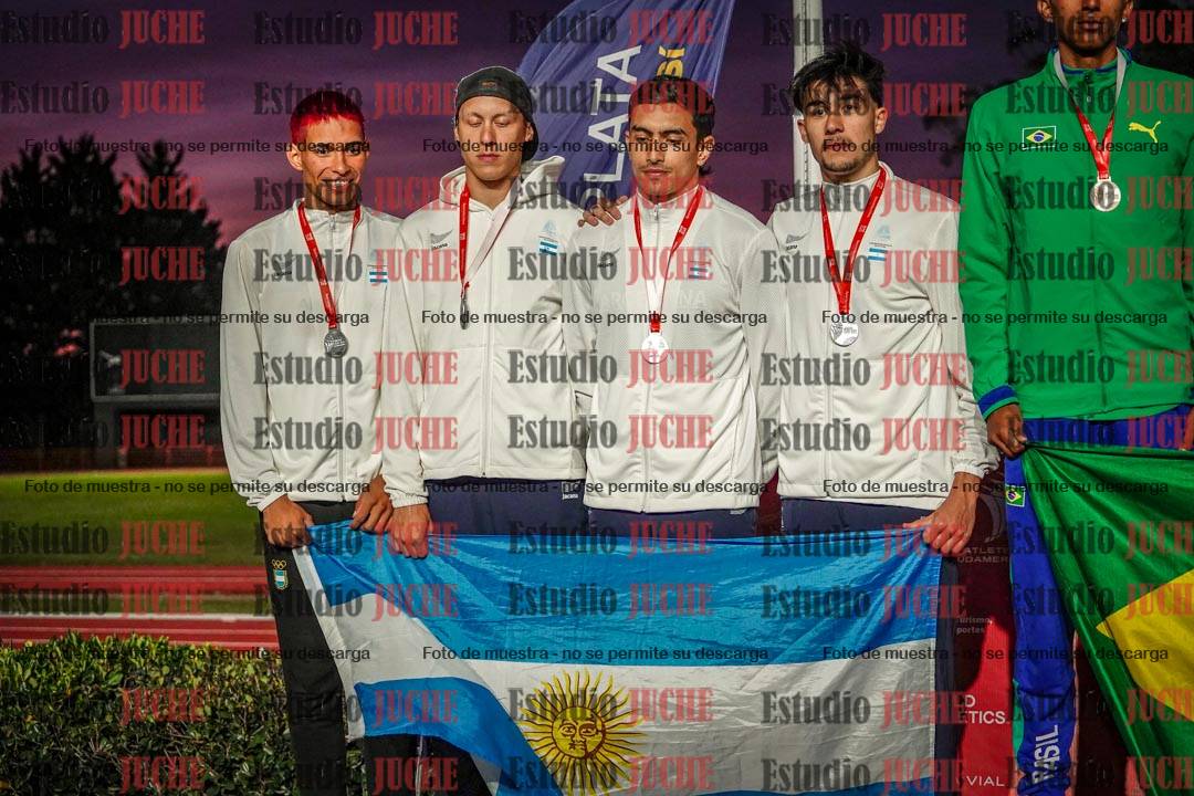Fotos de algunos extras y podios del día 3