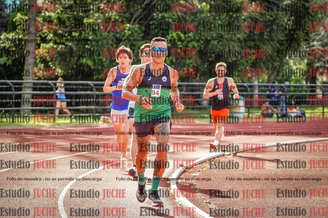 Fotos de los 3000 m llanos de varones