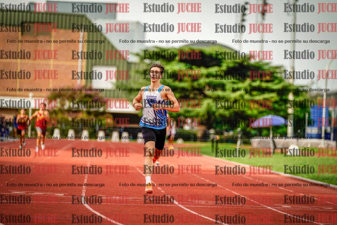 Fotos de los 400 m llanos de varones
