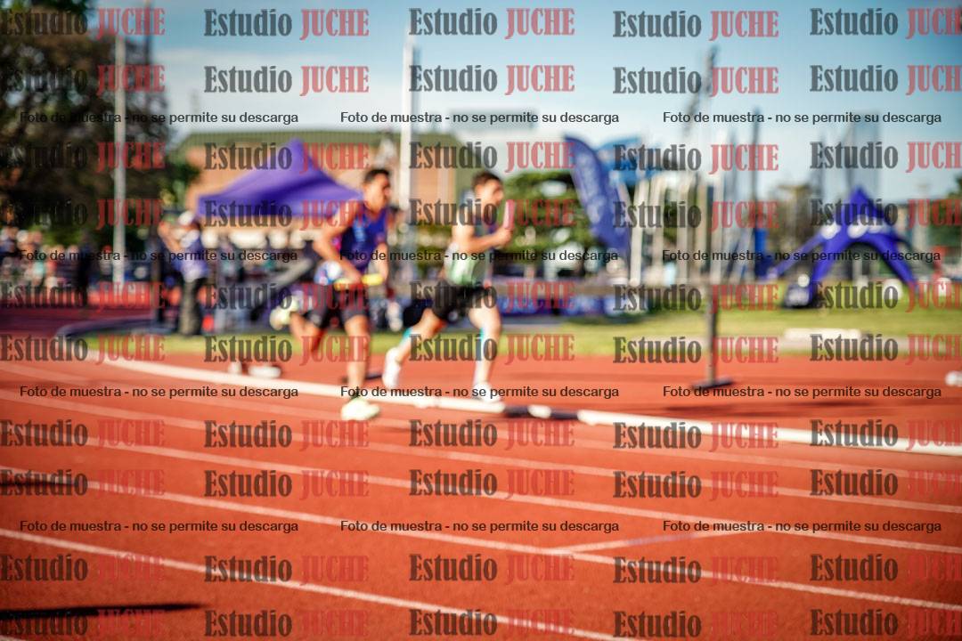Fotos de las Postas 4x400 m de varones