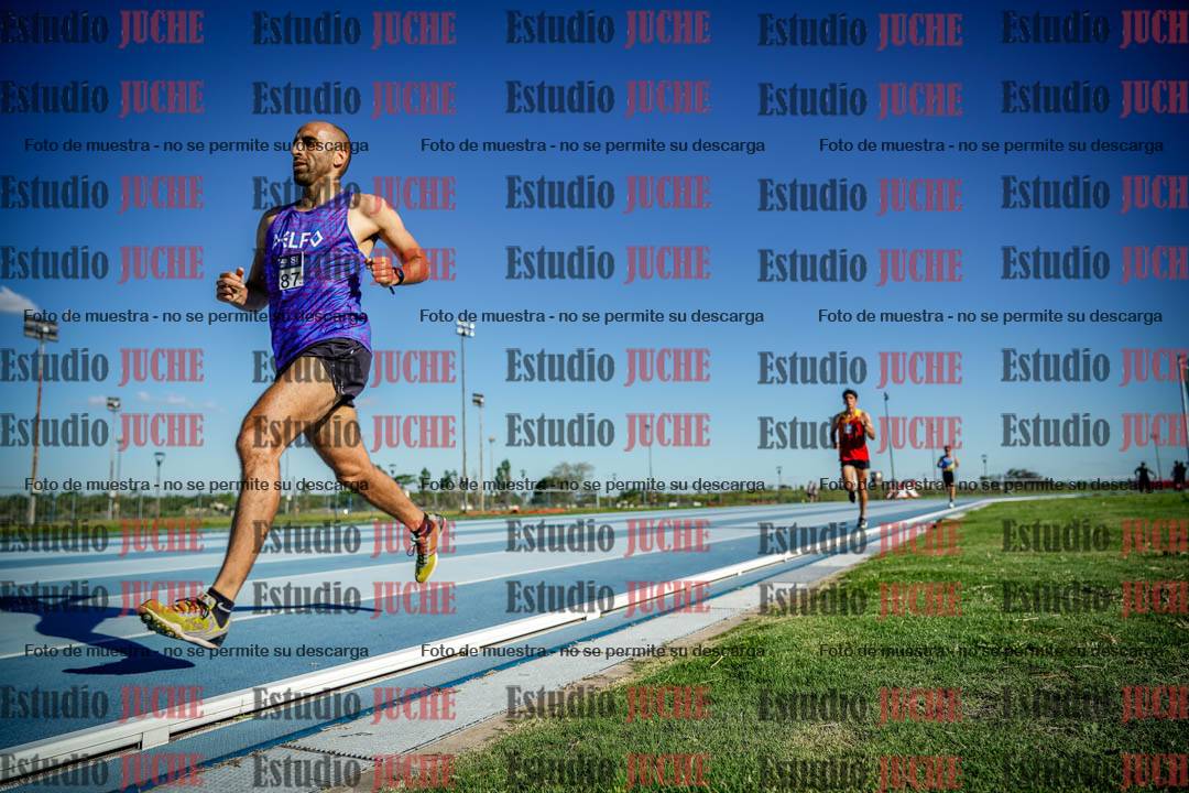 Fotos de los 3000 m llanos de varones