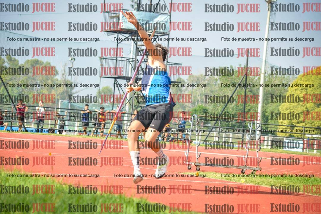 Fotos del lanzamiento de jabalina de varones
