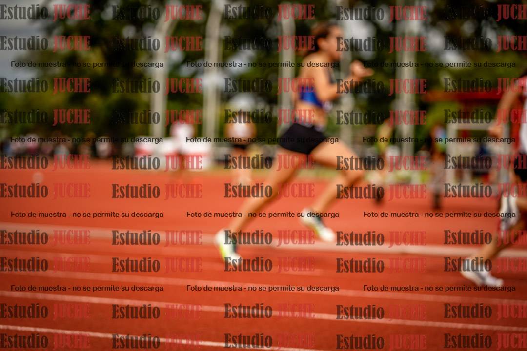 Fotos de los 150 m de mujeres