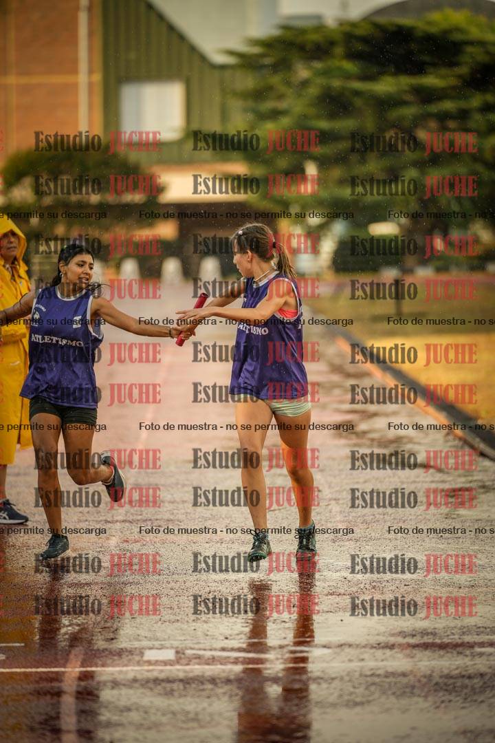 Fotos de las Postas 4x400 m de mujeres