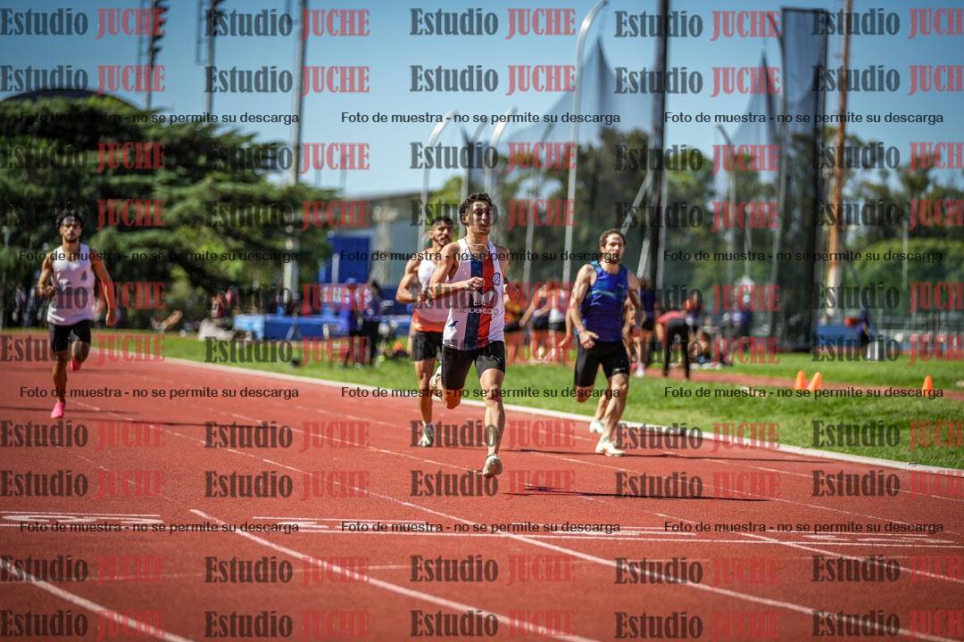 Fotos de los 400 m llanos de varones