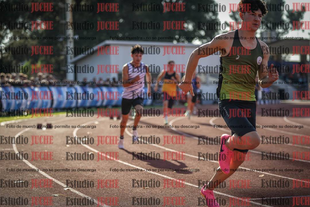 Fotos de los 400 m con vallas de varones