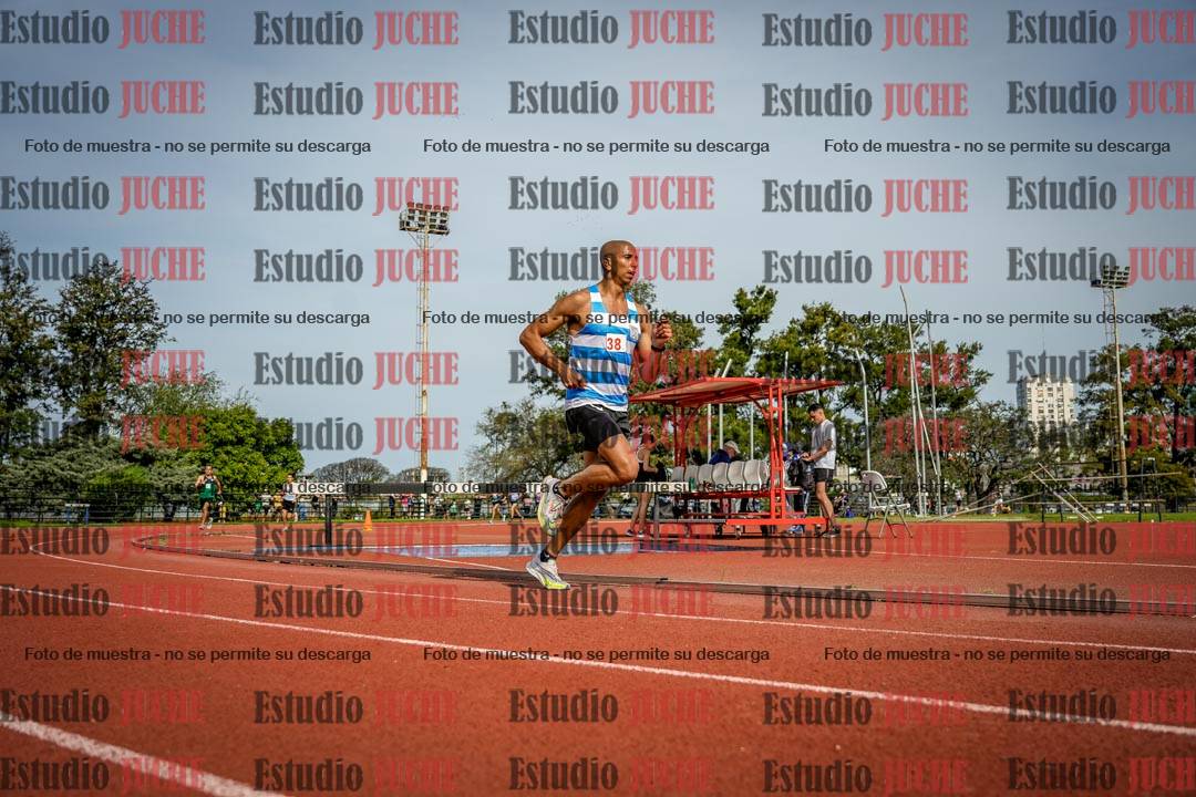 Fotos de los 3000 m llanos de varones