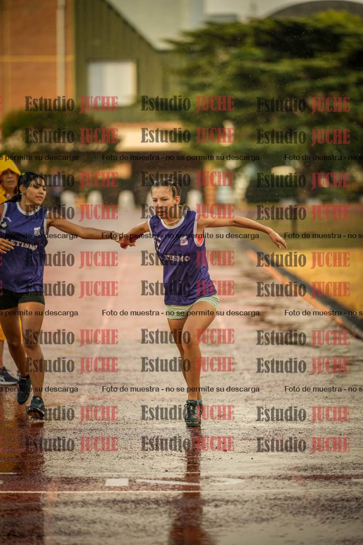 Fotos de las Postas 4x400 m de mujeres