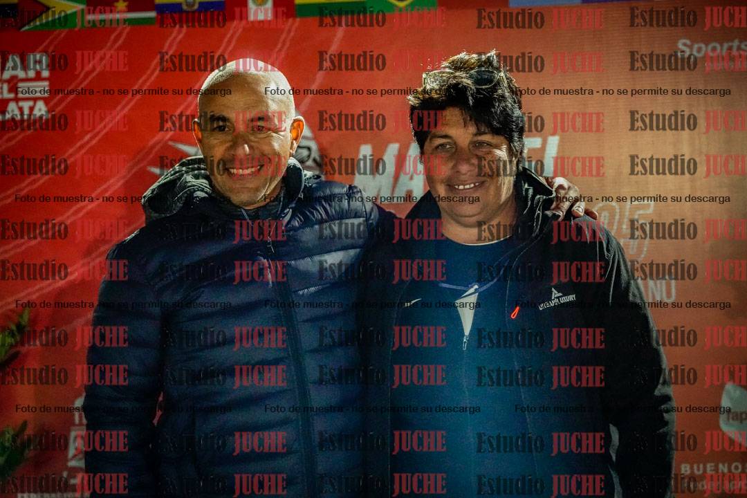 Fotos de algunos extras y podios del día 3