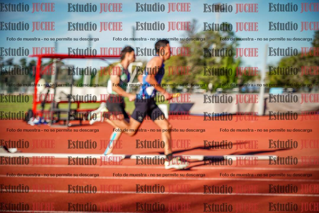 Fotos de las Postas 4x400 m de varones