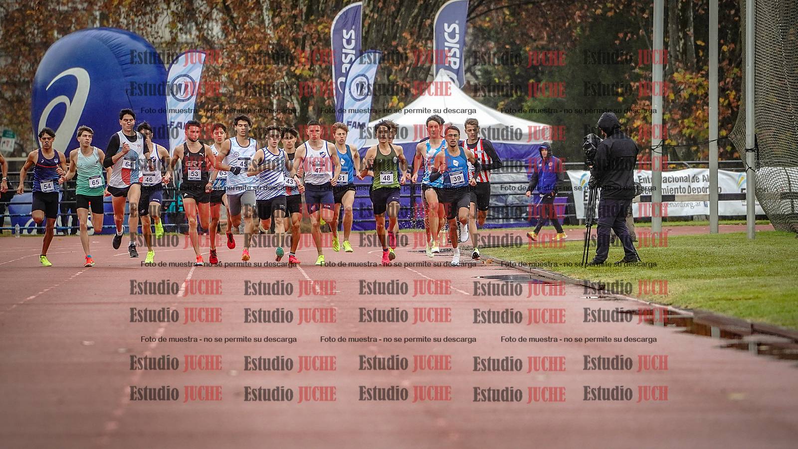 Fotos de los 1500 m llanos de varones