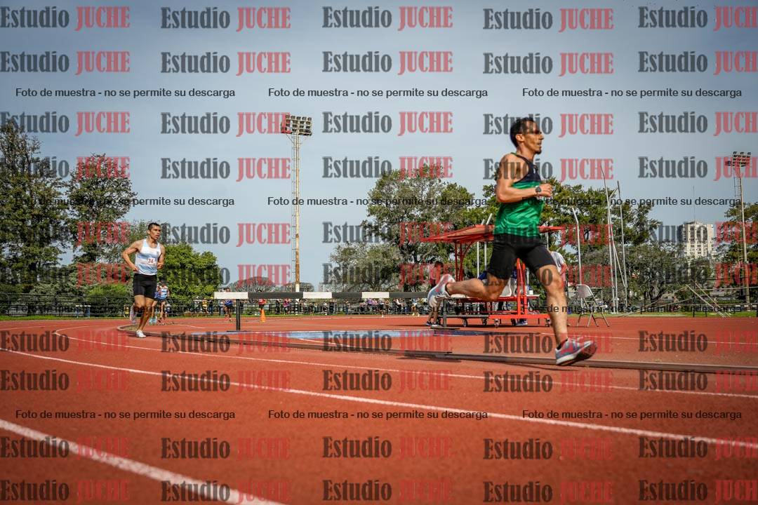 Fotos de los 3000 m llanos de varones