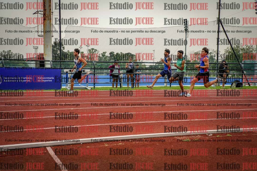 Fotos de los 200 m de varones