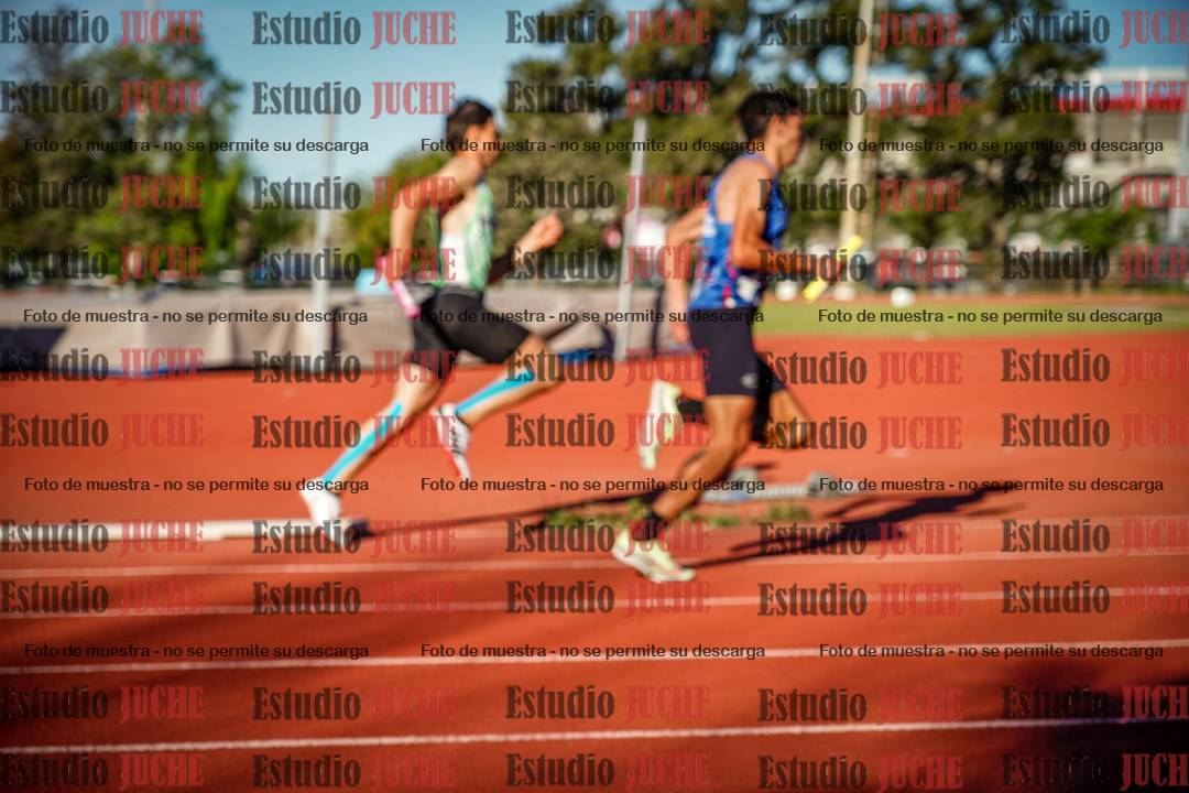 Fotos de las Postas 4x400 m de varones