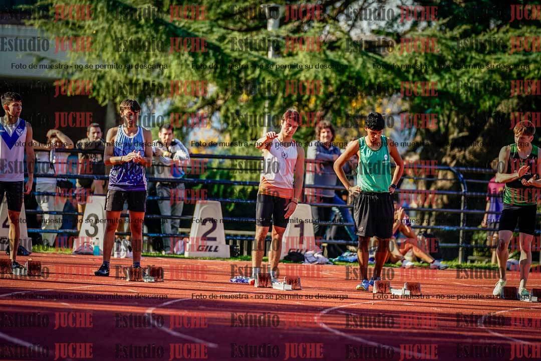 Fotos de los 100 m llanos de varones - FINAL