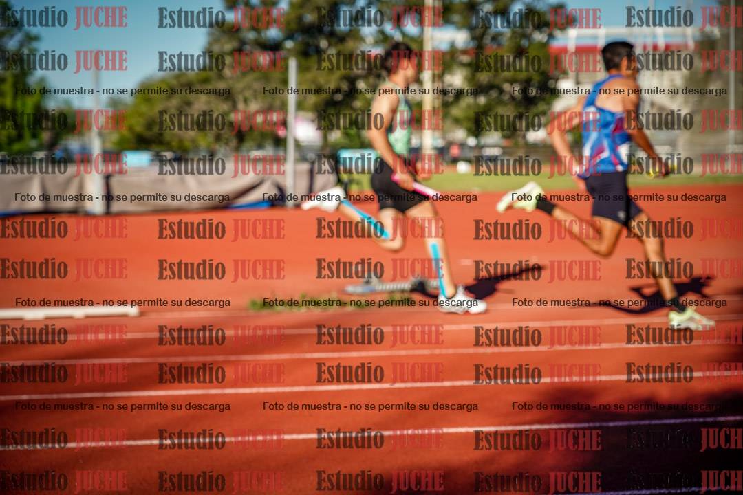 Fotos de las Postas 4x400 m de varones