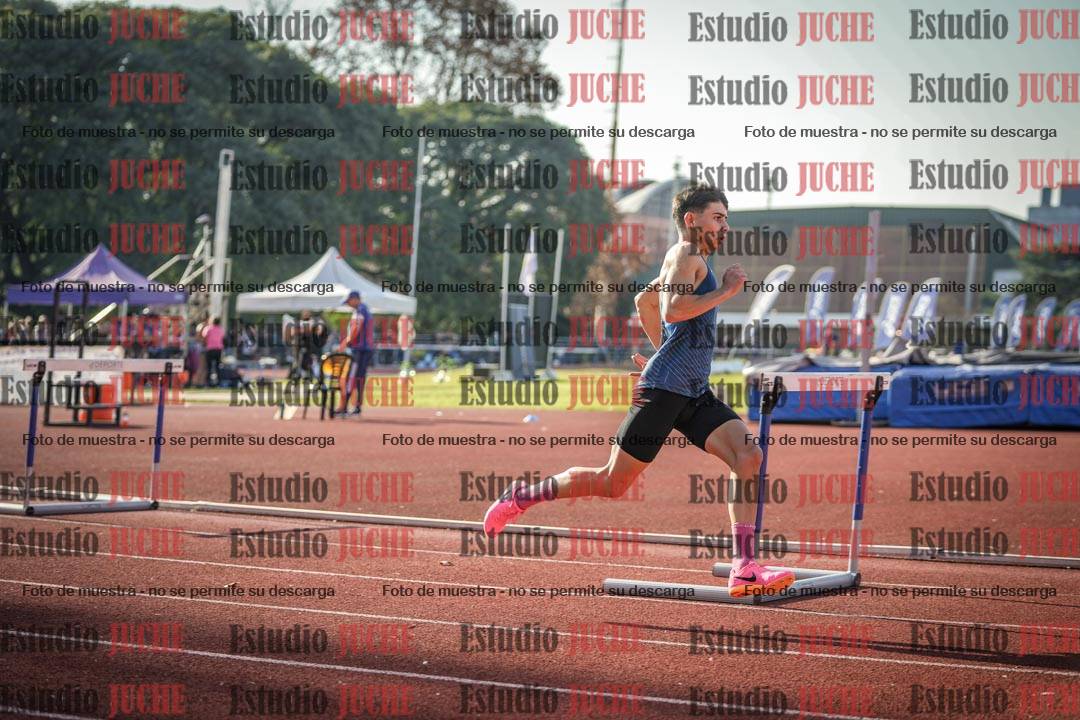 Fotos de los 400 m con vallas de varones