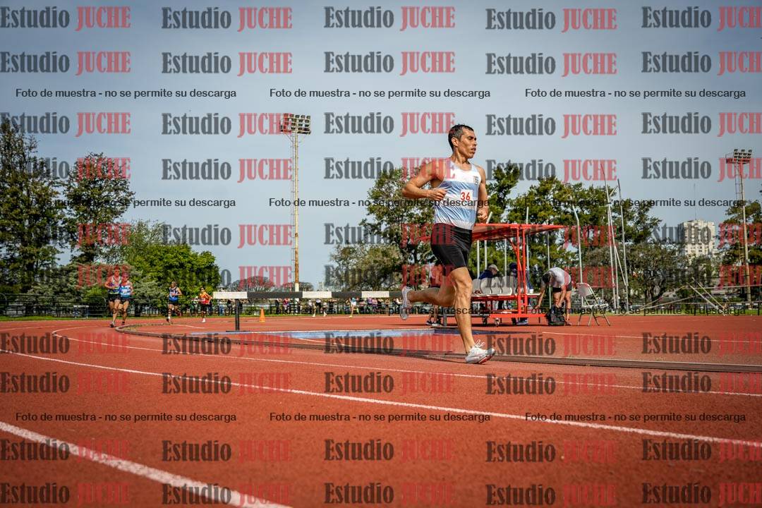 Fotos de los 3000 m llanos de varones