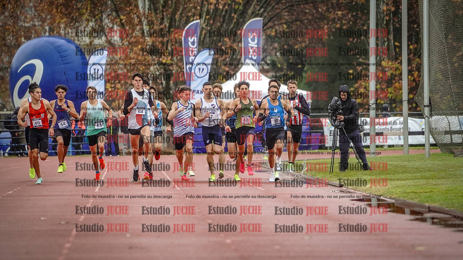 Fotos de los 1500 m llanos de varones