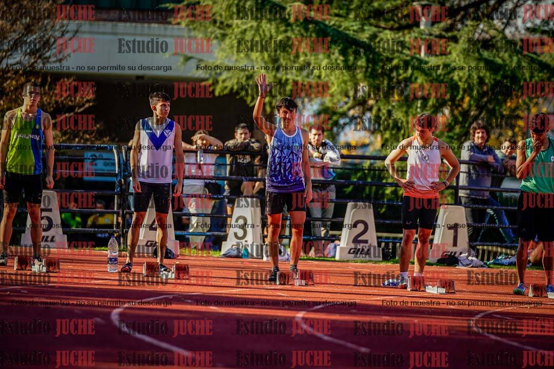 Fotos de los 100 m llanos de varones - FINAL