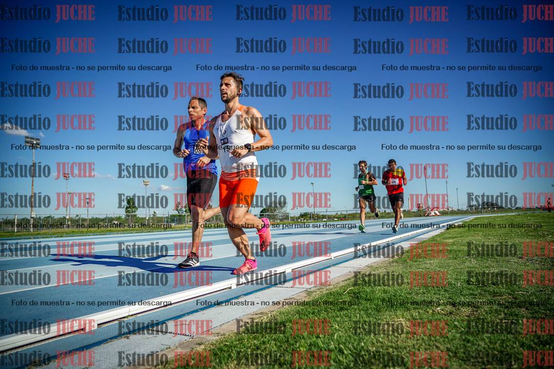 Fotos de los 3000 m llanos de varones