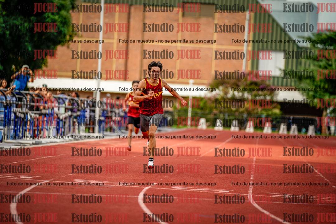 Fotos de los 400 m llanos de varones