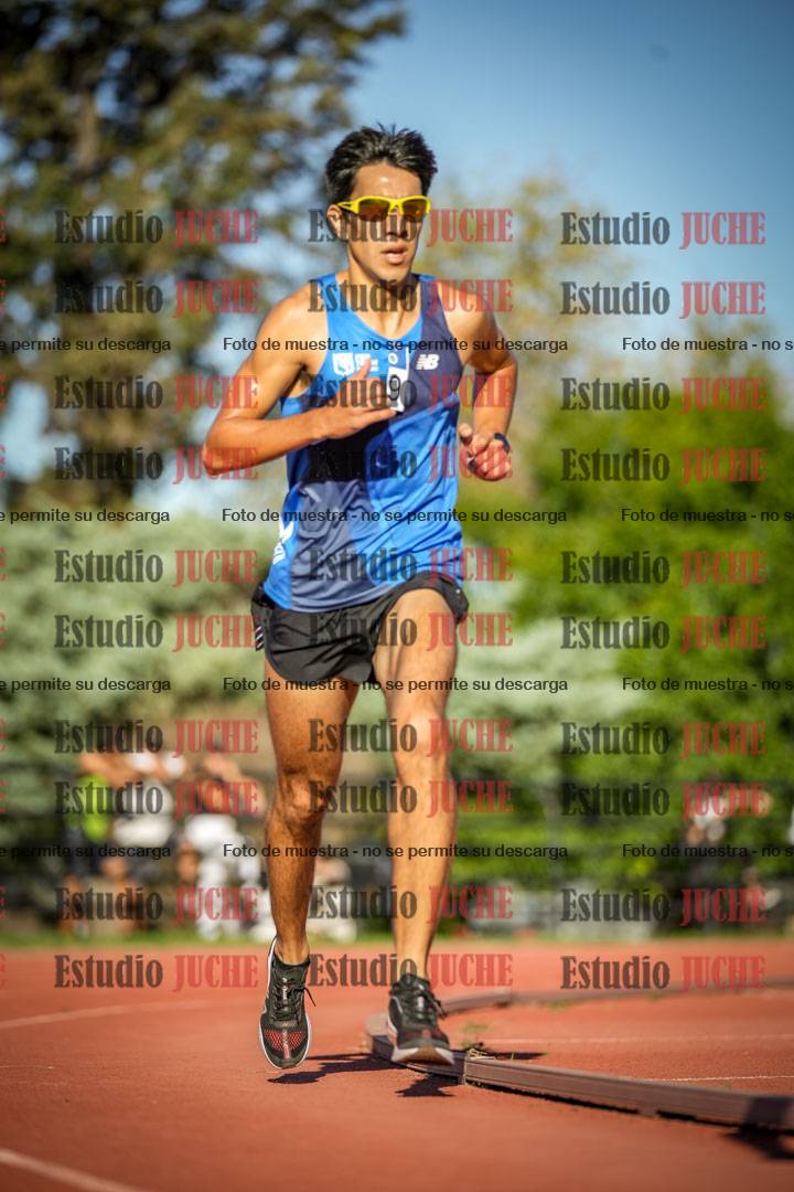 Fotos de los 3000 m llanos de varones