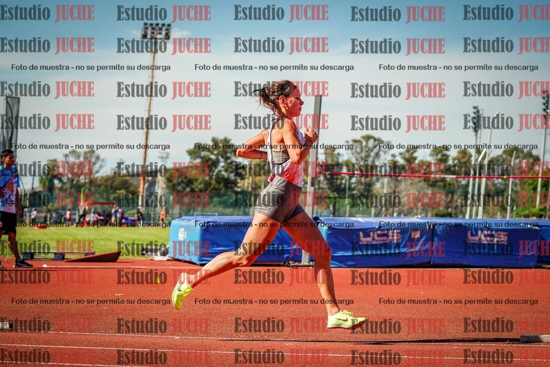 Fotos de los 5000 m llanos de mujeres y varones