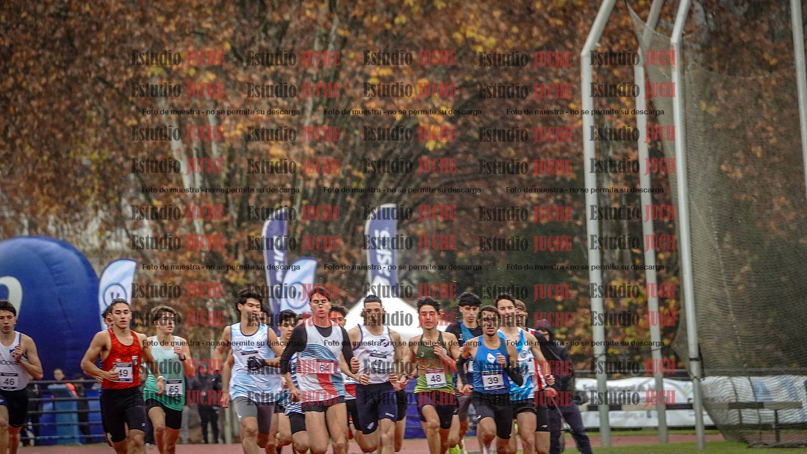 Fotos de los 1500 m llanos de varones