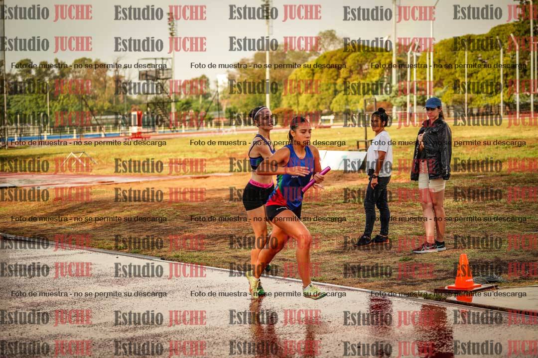 Fotos de las Postas 4x400 m de mujeres